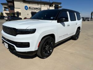 2023 Jeep Grand Wagoneer