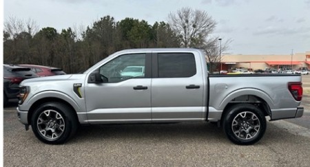 2024 Ford F150 SXT 5.0L V8