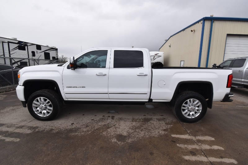 2016 GMC Sierra 2500HD Denali