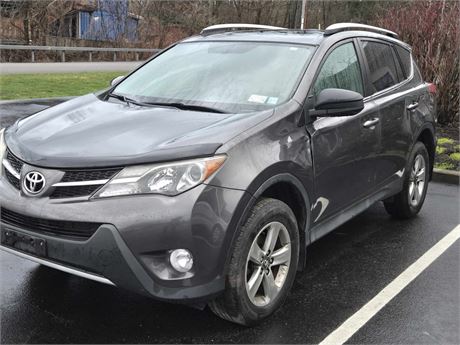 2015 TOYOTA RAV4