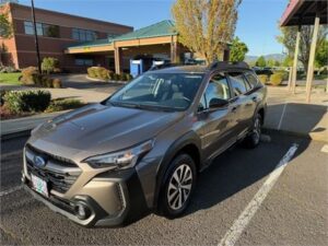 2024 Subaru Outback Premium Wagon 4D