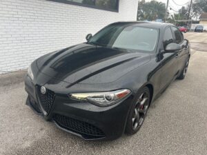 2019 Alfa Romeo Giulia Sport