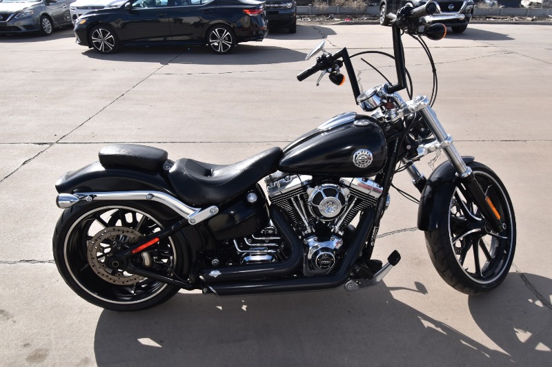 2015 Harley-Davidson Softail Breakout