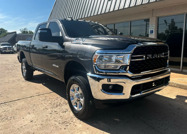 2024 RAM 2500 Big Horn 4×4 Crew Cab 6’4″ Box