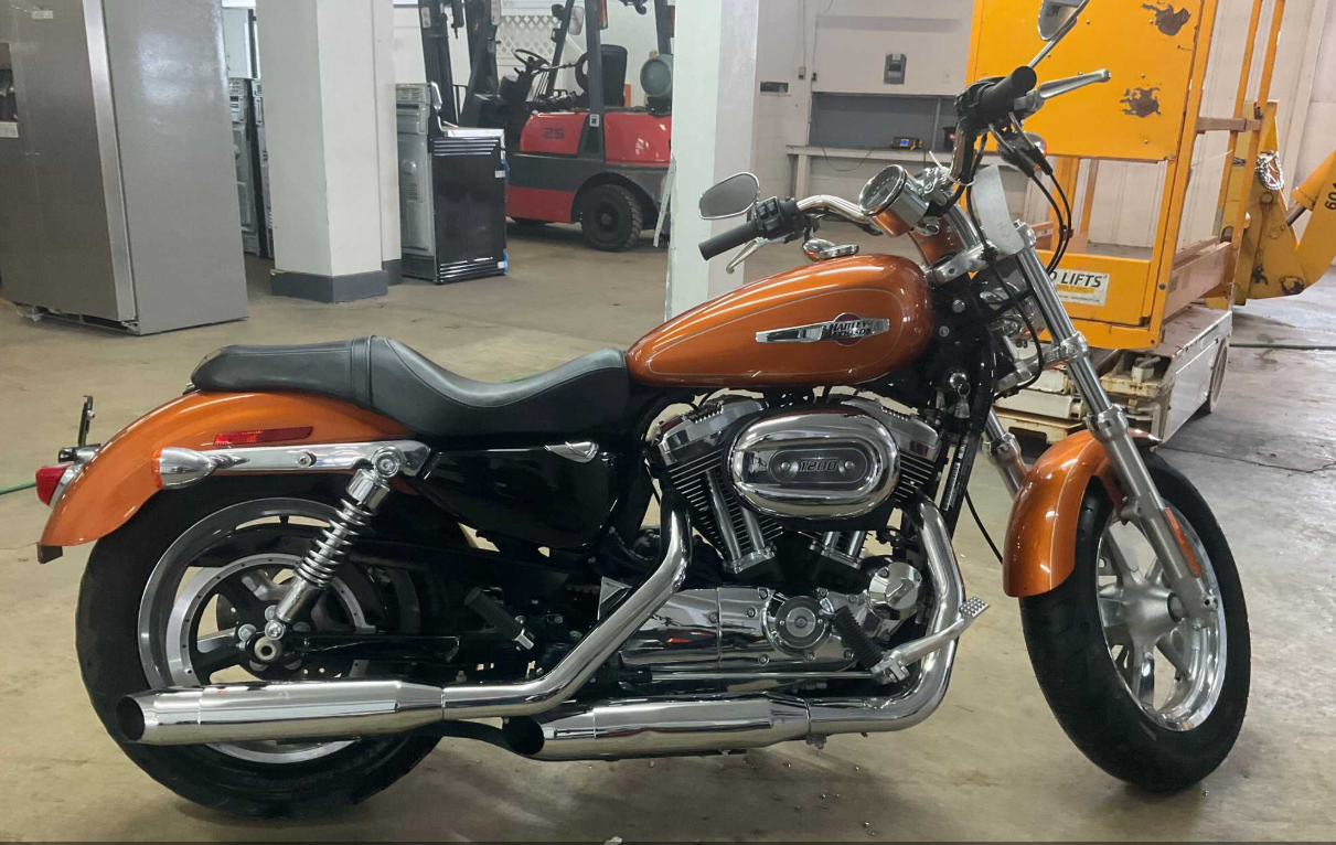 2015 Harley Davidson XL1200C Sportser 1200 Custom Motorcycle