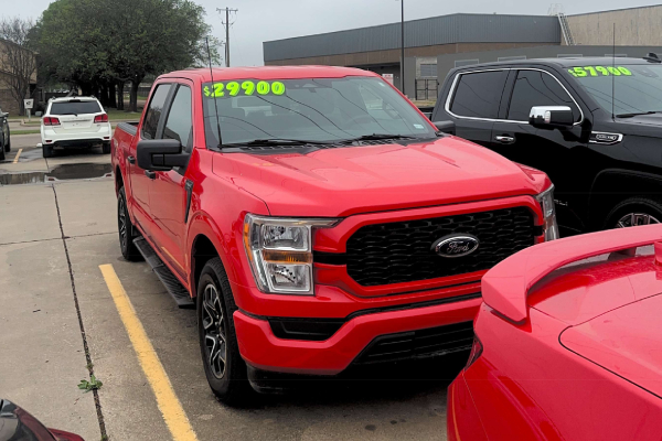 2022 Ford F150 Crew Cab Red