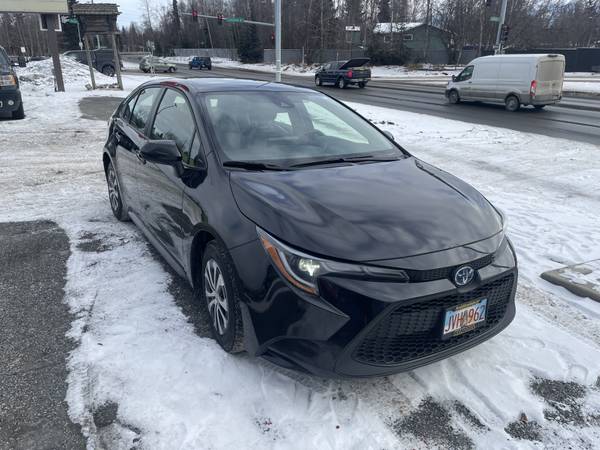 2022 TOYOTA COROLLA SEDAN 4D LE 1.8L I4 HYBRID