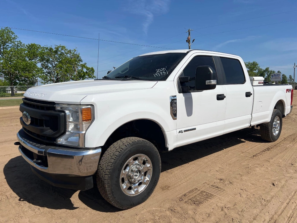 2020 FORD F-250XL CREW CAB TRUCK