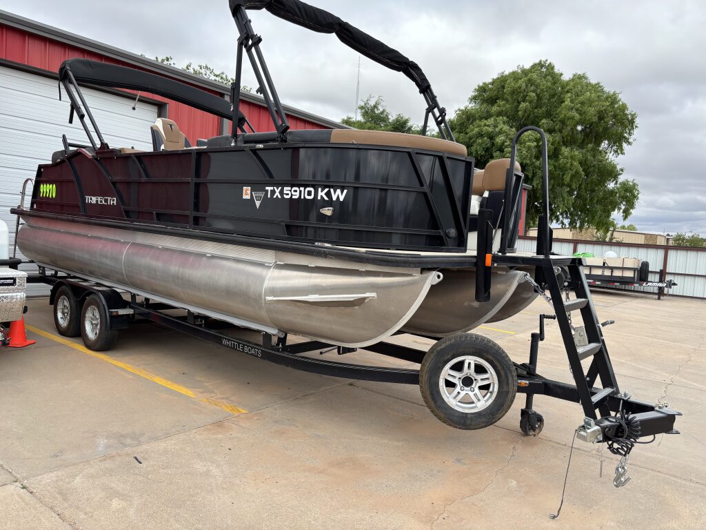 2023 Trifecta Pontoons