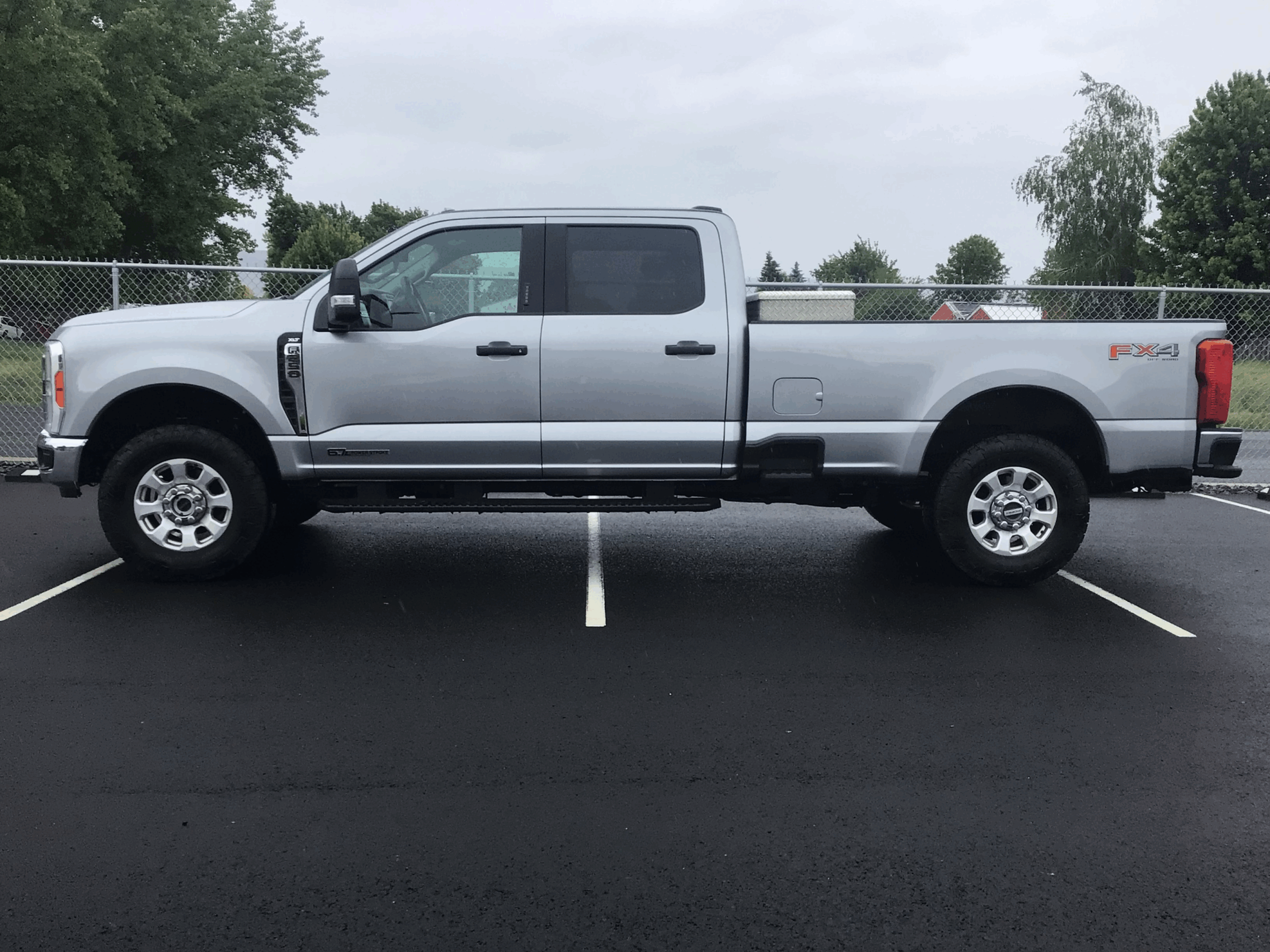 2023 Ford F-250 SD 6.7L V8 DIESEL XLT