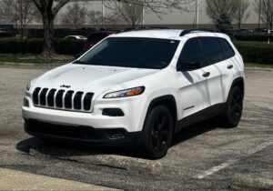2017 Jeep Cherokee Altitude  4WD  3.2L V6