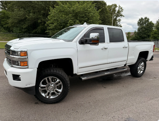 2019 Chevrolet Silverado 2500 HD Crew Cab High Country 4WD 6.6L V8 T-Diesel
