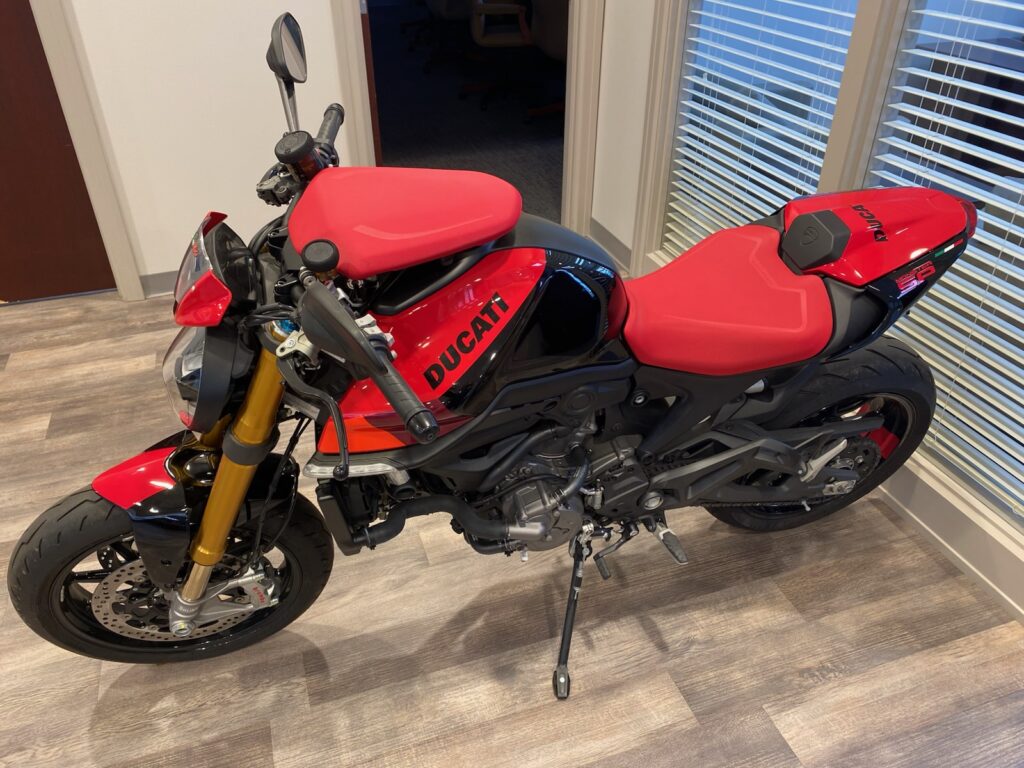 2023 DUCATI MONSTER SP