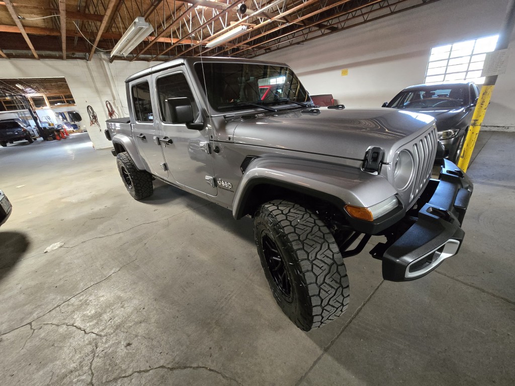 2020 Jeep Gladiator Overland