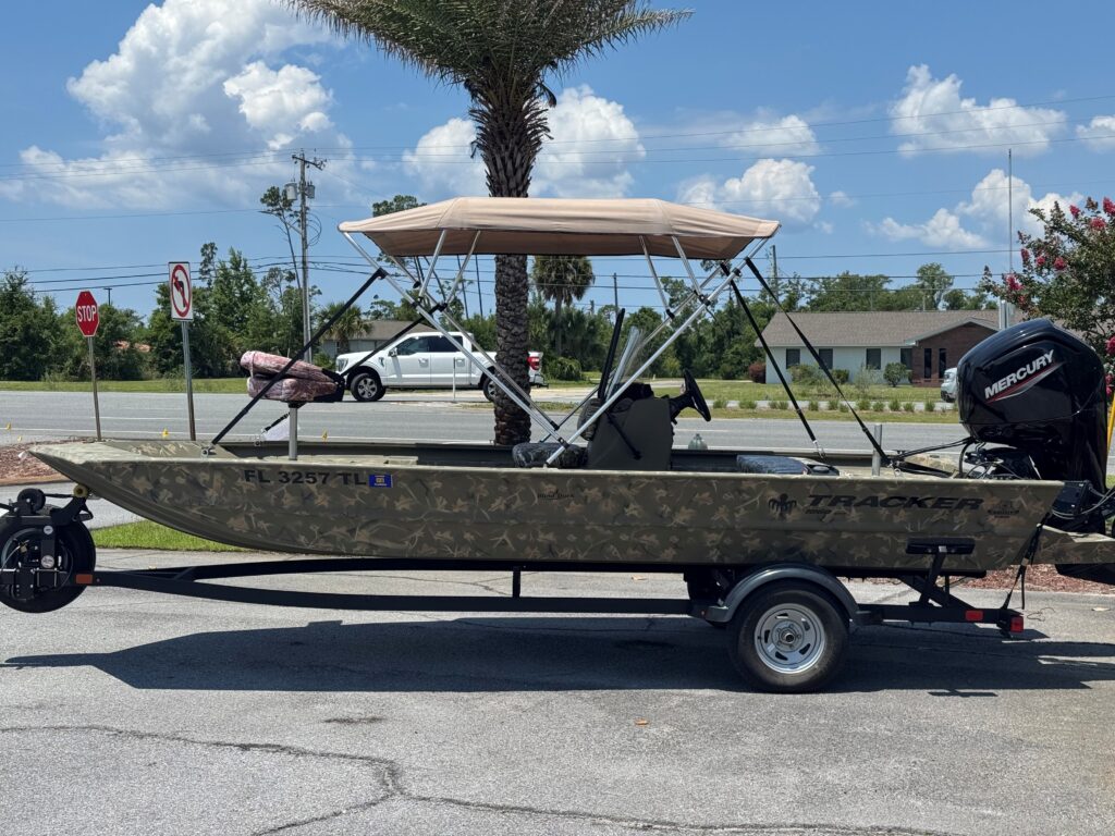 2023 Tracker Marine Grizzly
