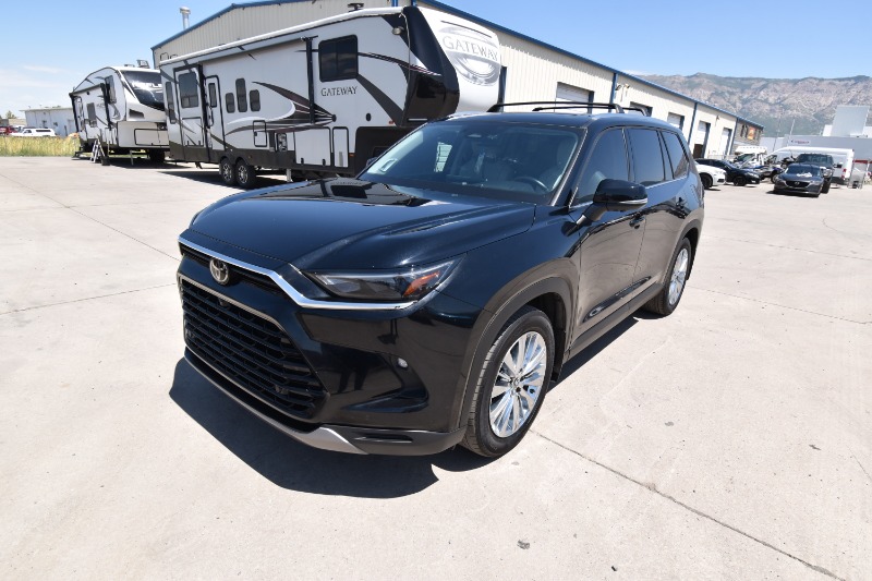 2024 Toyota Grand Highlander Platinum
