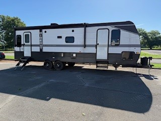 2022 Hideout 27RLS Camper