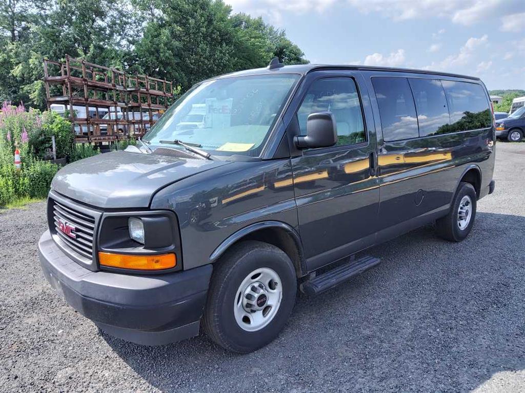 2017 GMC Savana