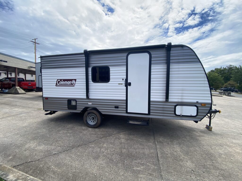 2024 Coleman Lantern 17B