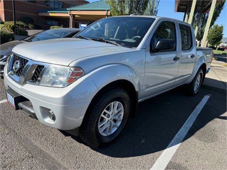 2018 Nissan Frontier Crew Cab SV Pickup 4D 5 ft