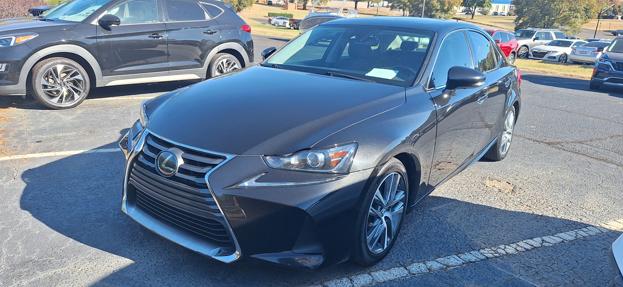 2018 Lexus IS 300