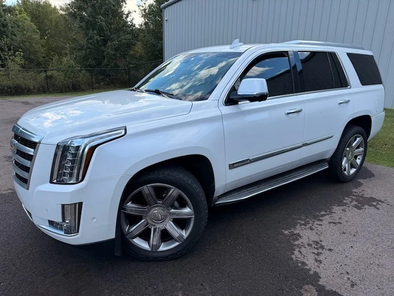 2017 Cadillac Escalade Utility 4D Luxury 4WD 6.2L V8