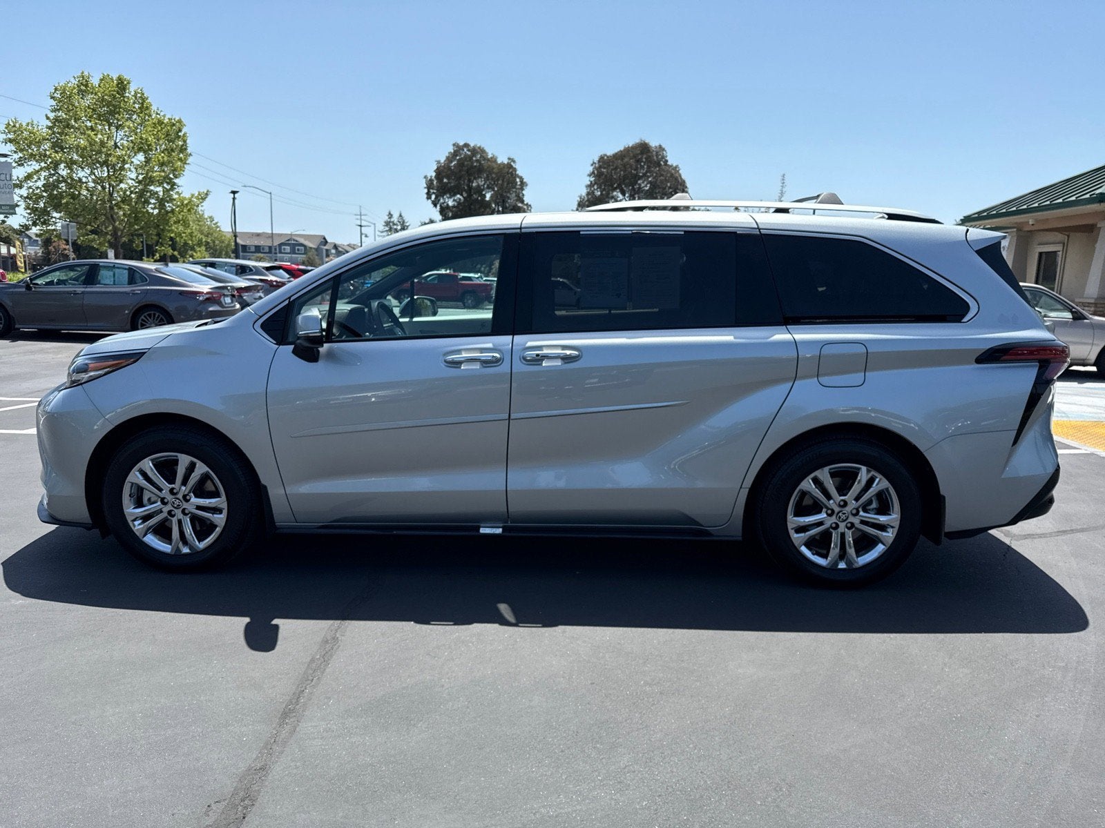 2024 Sienna Platinum 7-Passenger