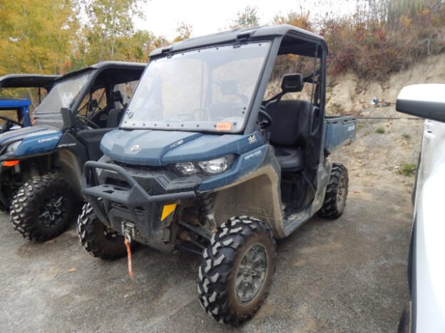 repo side-by-side for sale at a credit union in Maine