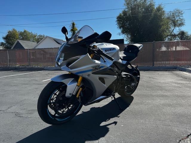 2025 Suzuki GSX R1000