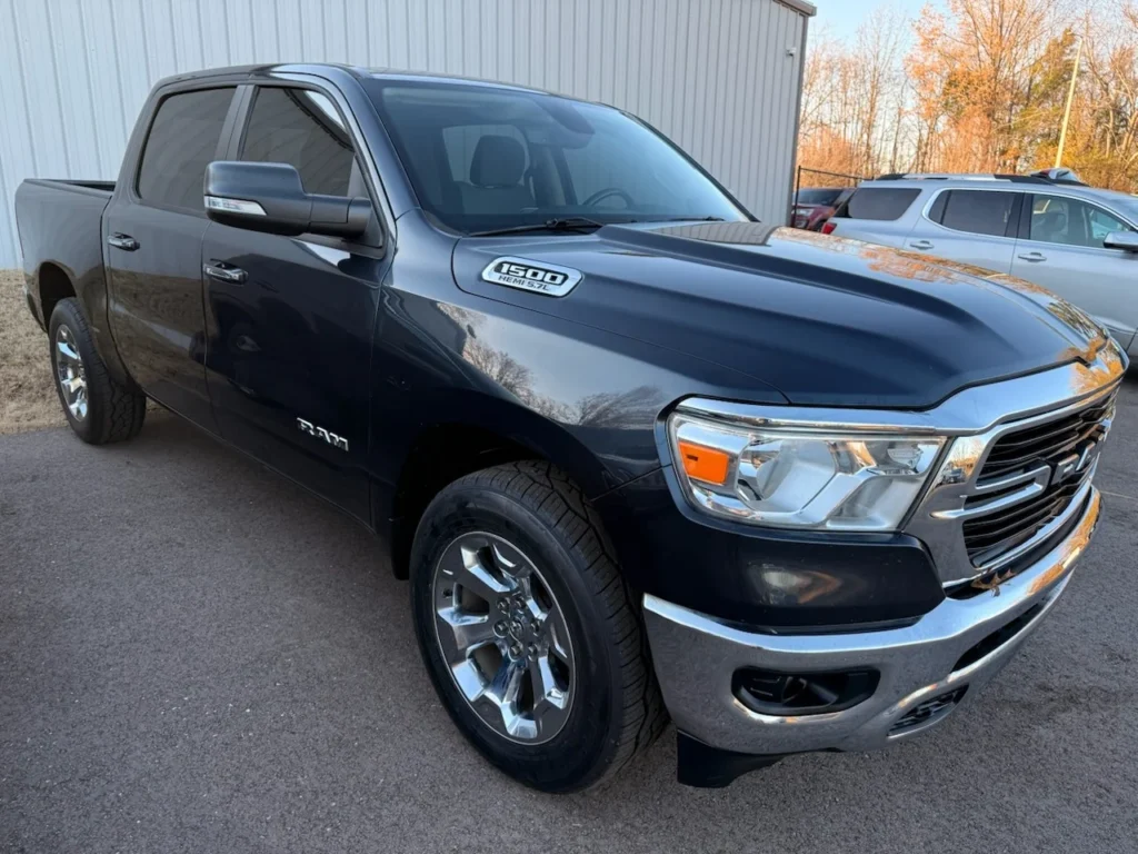 2020 Ram 1500 Crew Cab Bighorn/Lone Star e-Torque 4WD 5.7L V8 Hybrid