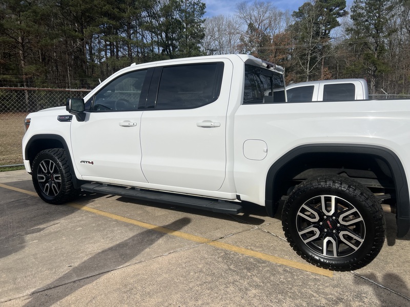 2020 GMC Sierra 1500 Crew Cab AT4  4WD 6.2L V8