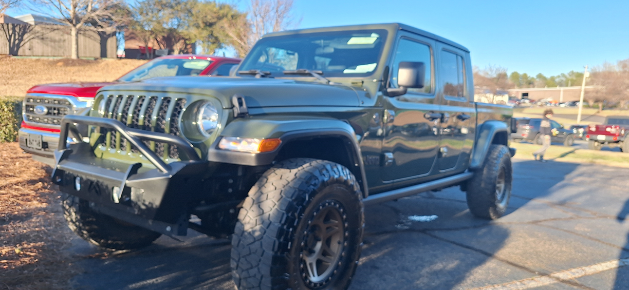 2023 Jeep Gladiator Crew Cab Sport 4WD