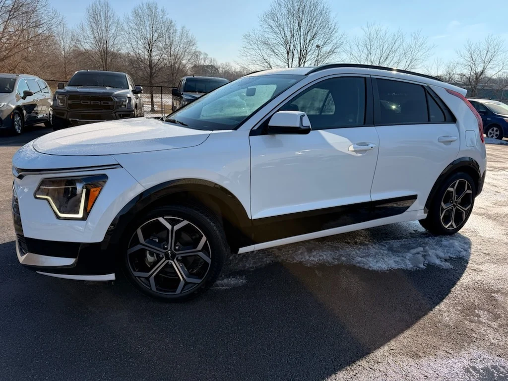 2023 Kia Niro Utility 4D EX Touring 1.6L I4 Hybrid