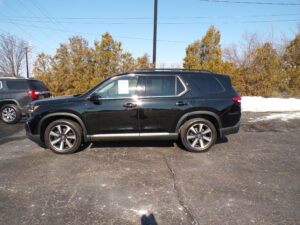 repo 2023 Honda Pilot Touring for sale at a bank