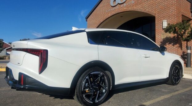 repo 2025 KiA k4 sEDAN GT-LINE 2.0L 14 for sale at a bank