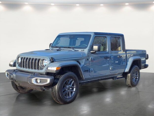 2024 Jeep Gladiator Sport