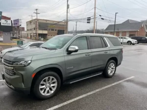 2023 Chevy Tahoe Silver 4wd Premium
