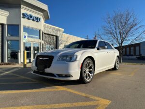 2016 Chrysler 300 Sedan 4D 300C Platinum repo for sale