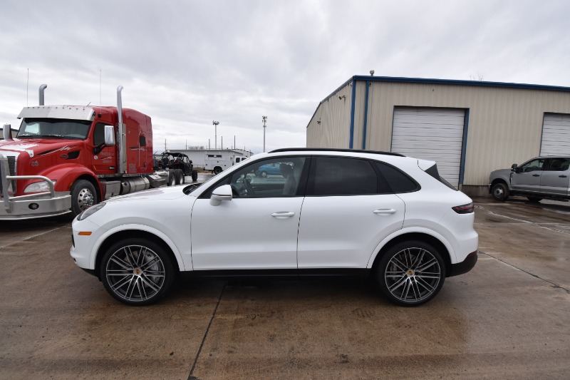 2021 Porsche Cayenne Base