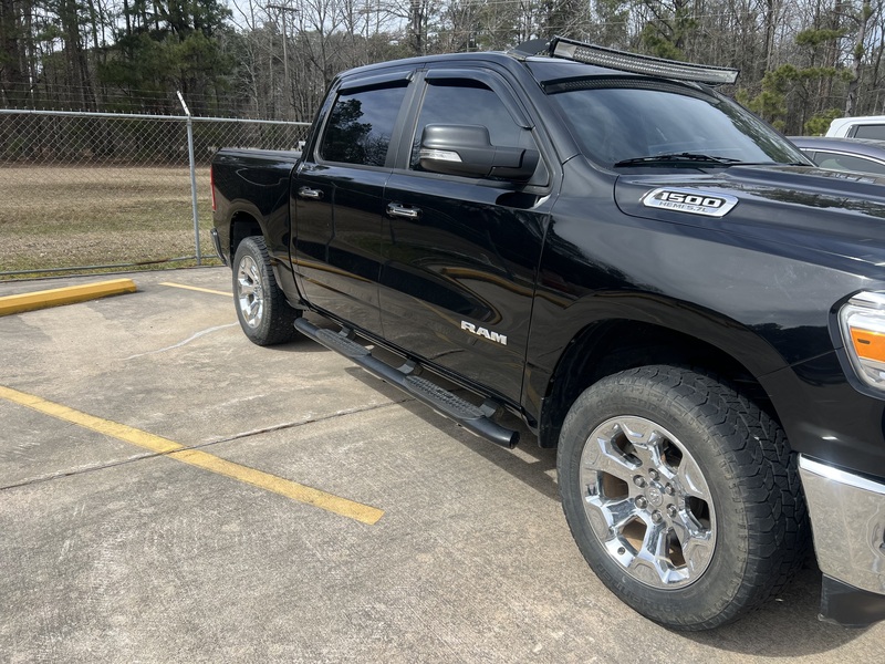 2019 Dodge Ram 1500 Bighorn/Lone Star 4D 5.7L V8