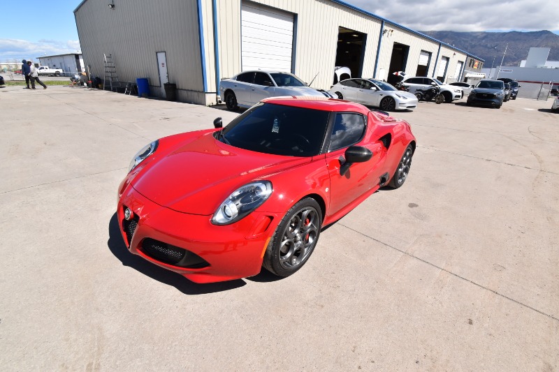 2015 Alfa Romeo 4C LAUNCH ED. #283 Launch Edition