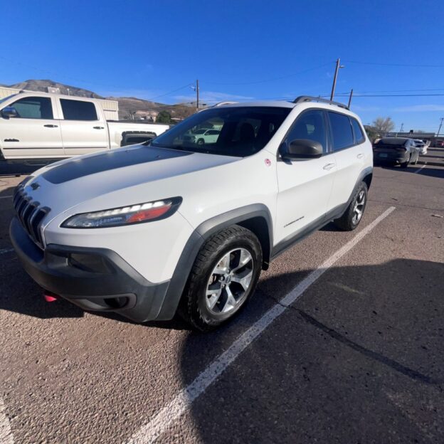 2016 Jeep Cherokee repo for sale