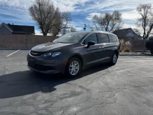 2021 Chrysler Voyager LXI repo for sale