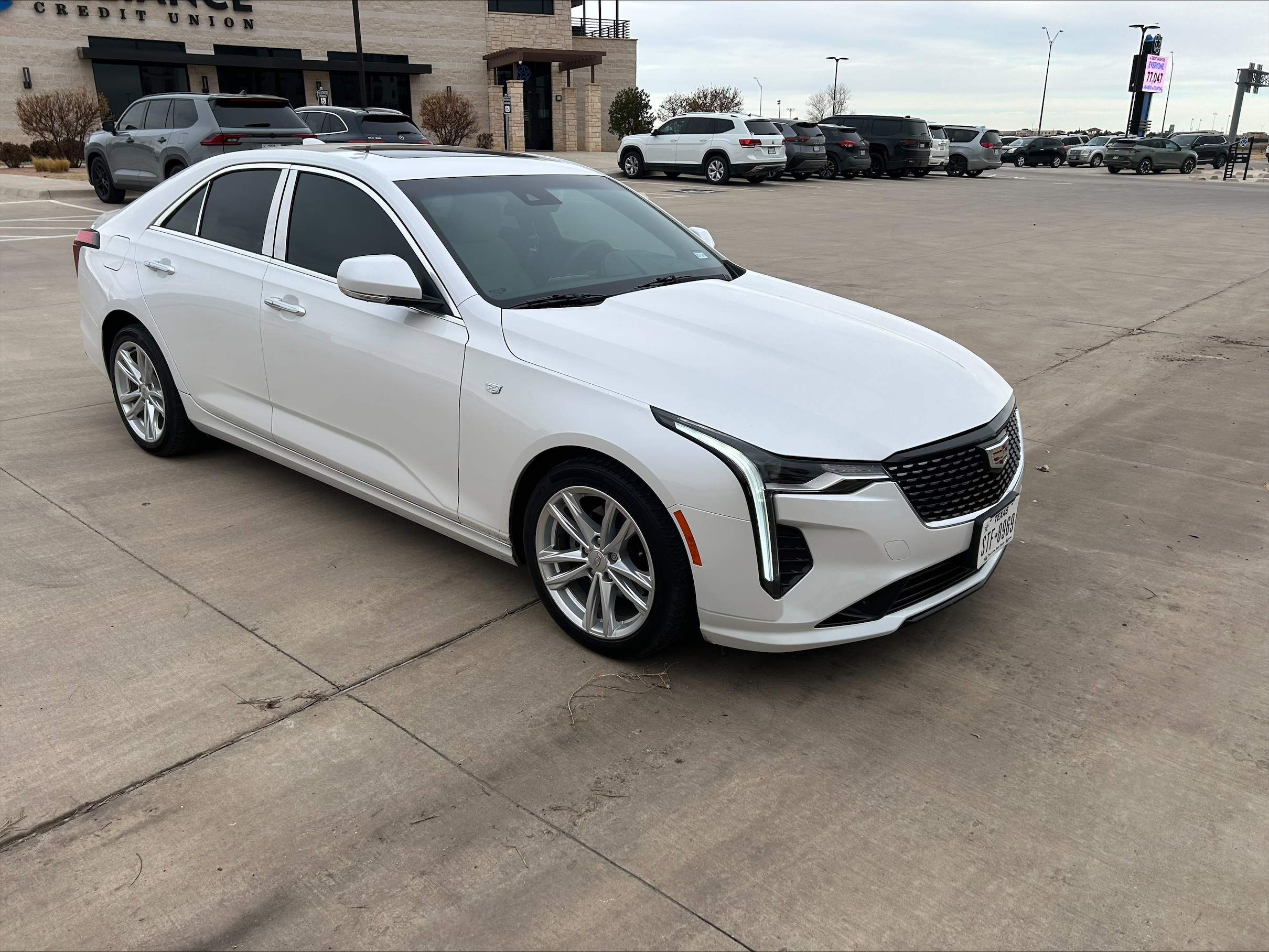 2023 Cadillac CT4