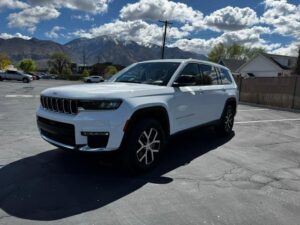 2024 Jeep Grand Cherokee L Limited repossession for sale