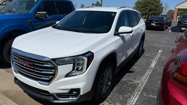 2024 GMC Terrain repo for sale