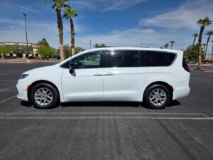2025 CHRYSLER PACIFICA repo for sale