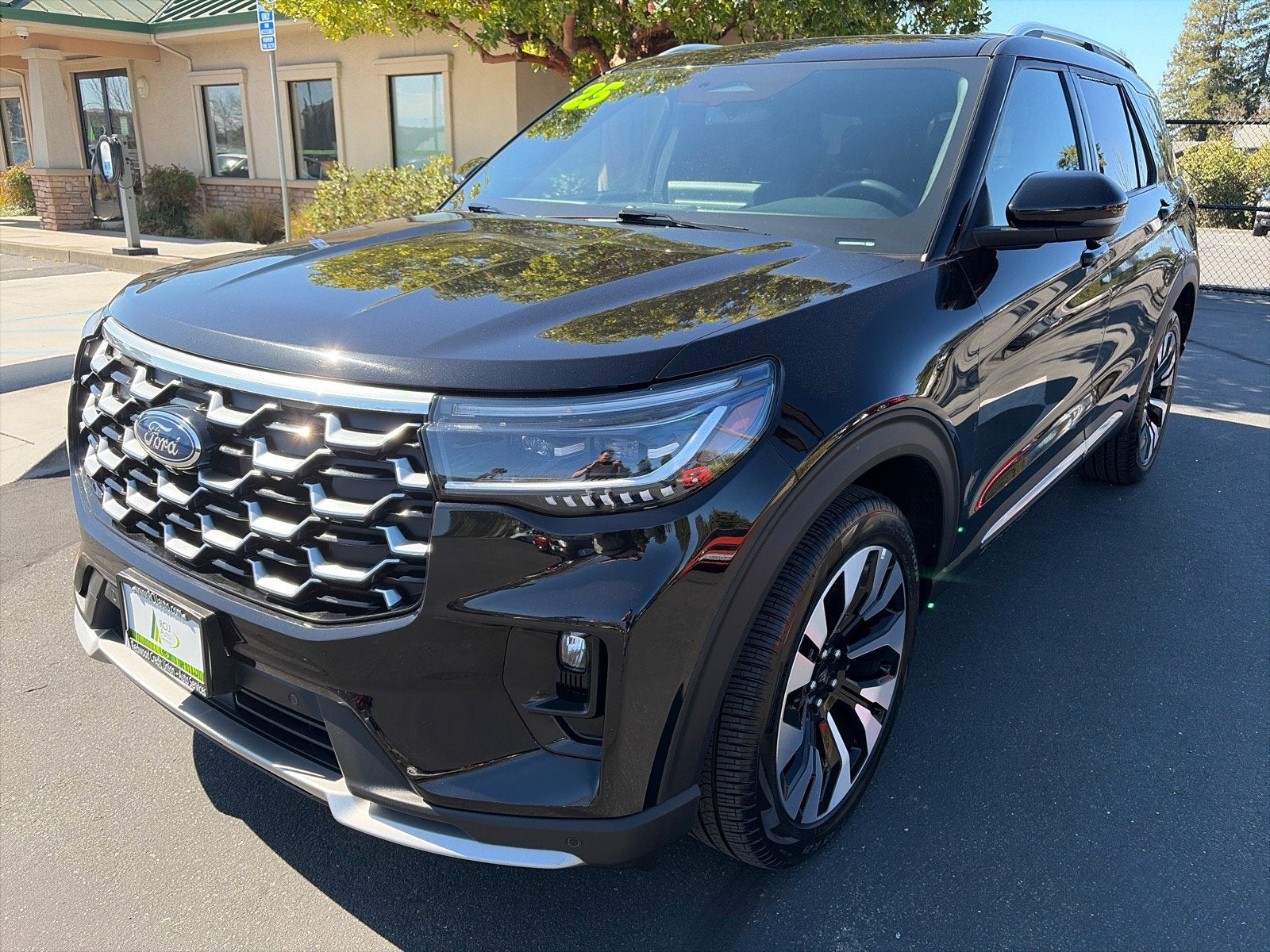 2025 Explorer Platinum