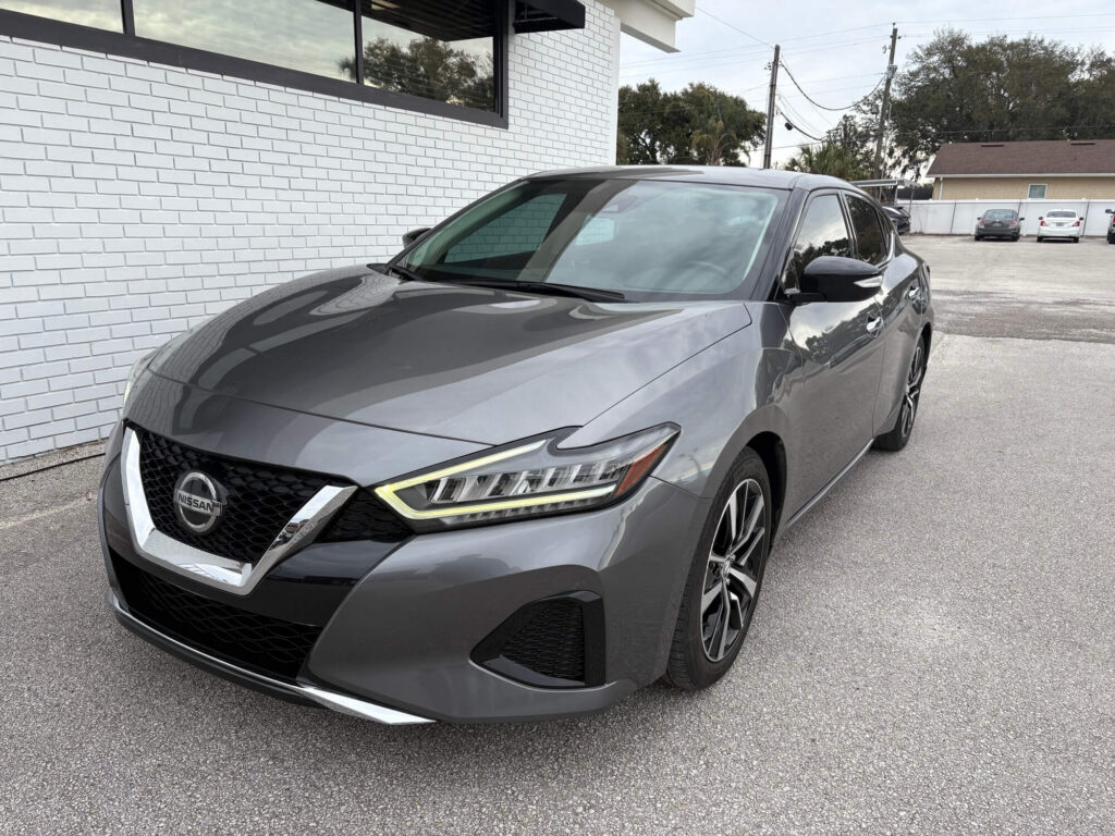 2022 Nissan Maxima SV