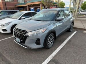 2023 Nissan Kicks SV Sport Utility 4D